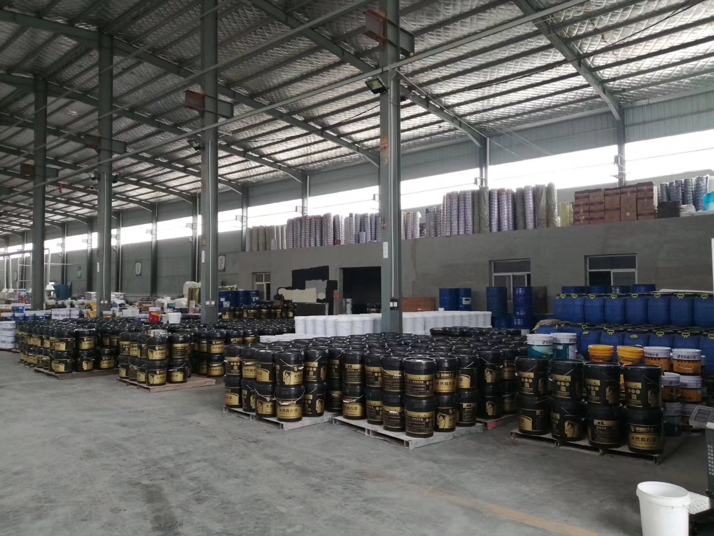 決定寶雞真石漆質(zhì)感的主要因素是什么？